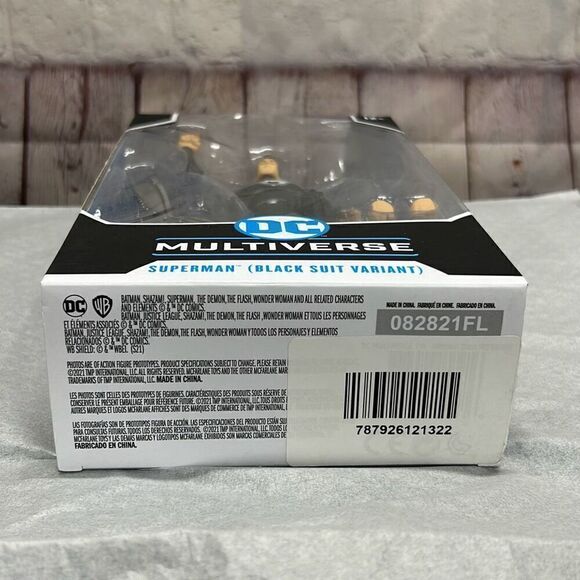 McFarlane -DC Multiverse Superman Black Suit - Picture 4 of 4